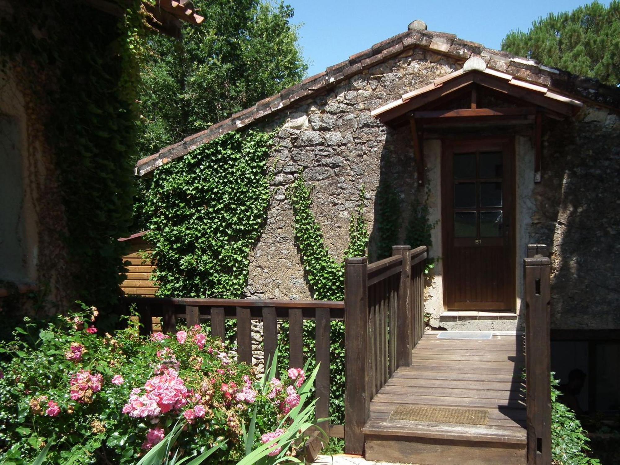 Domaine De Gavaudun Villa Eksteriør bilde